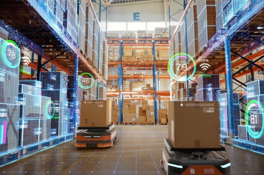 AUTOMATISIERUNG VON LAGERPROZESSEN, EINSATZ VON ROBOTERN UND AUTOMATISIERUNGSSYSTEMEN IN DER LOGISTIK.